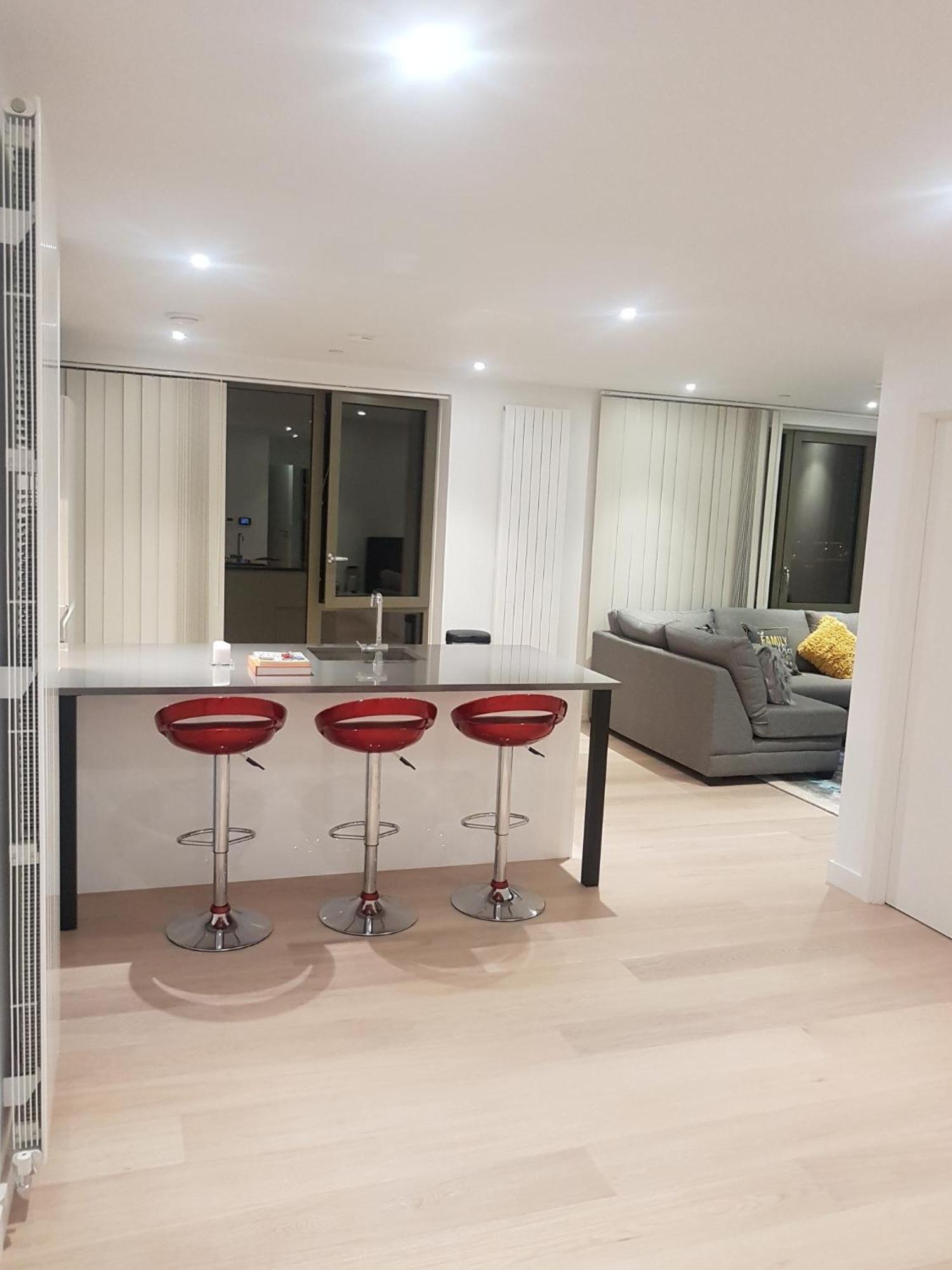 Lush Living - Double Room With Private Bathroom Лондон Экстерьер фото